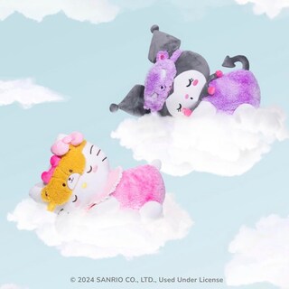 Foto 2 | Peluche Hello Kitty Sleeping De 45 Cm Con Pijama Teñido - Venta Internacional.
