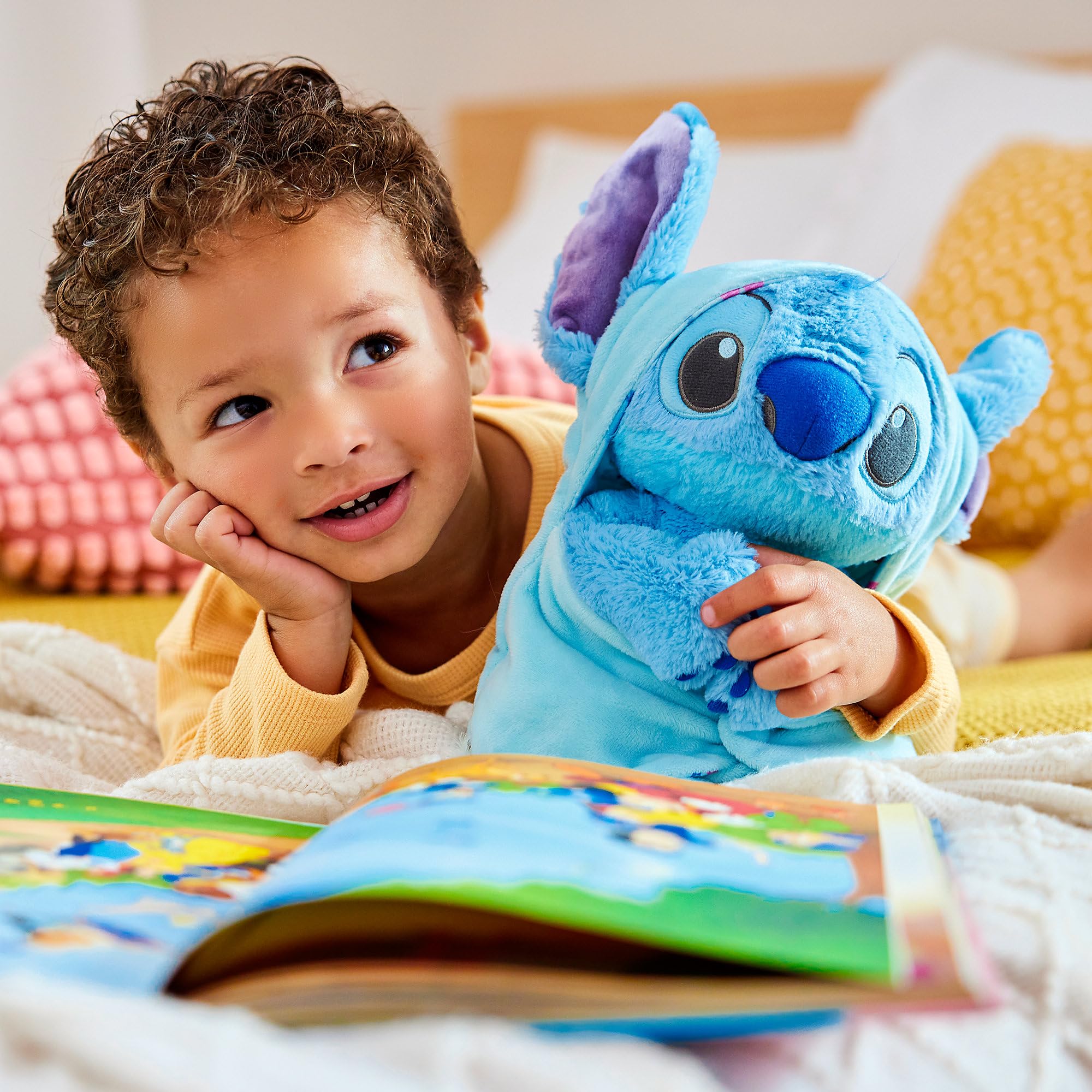 Foto 2 | Plush Stitch In Swaddle Colección Oficial Para Bebés De Disney Store - Venta Internacional.