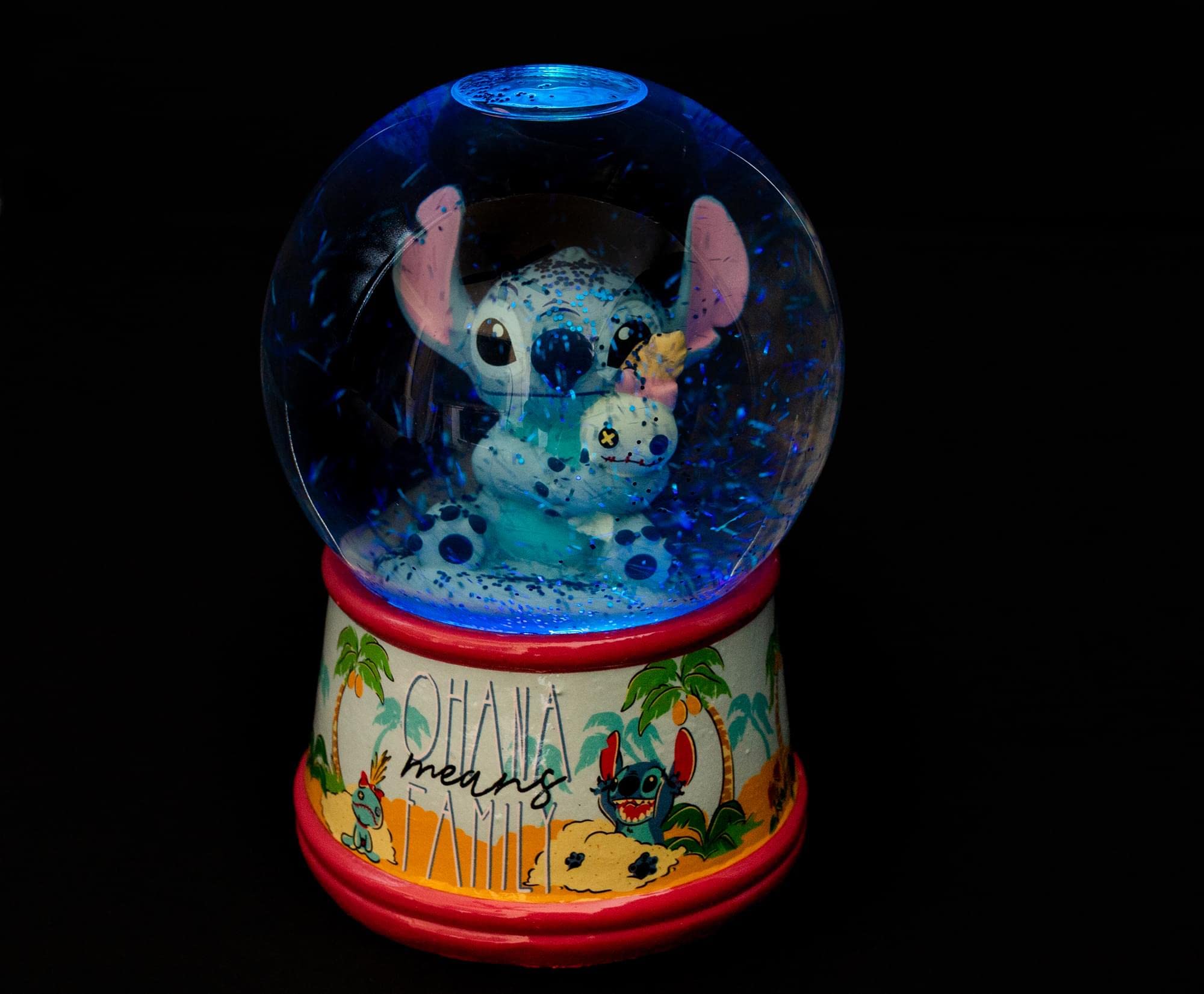 Foto 3 pulgar | Bola De Nieve Disney Lilo & Stitch Ohana Ligh-up De 15 Cm De Altura - Venta Internacional.