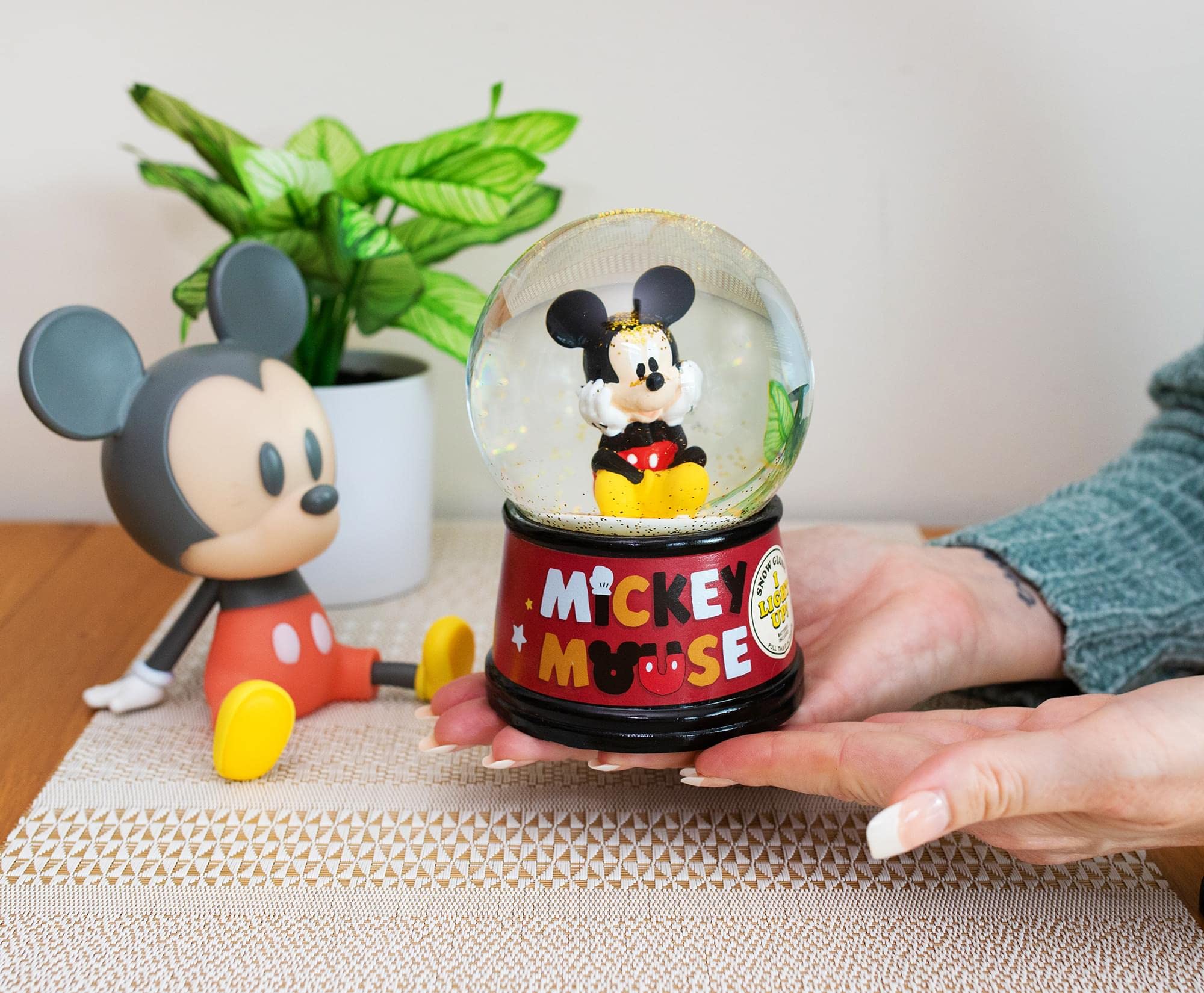 Foto 3 pulgar | Bola De Nieve Con Diseño De Mickey Mouse De Disney, Iluminada En Forma De Búfalo Plateado De 100 M - Venta Internacio