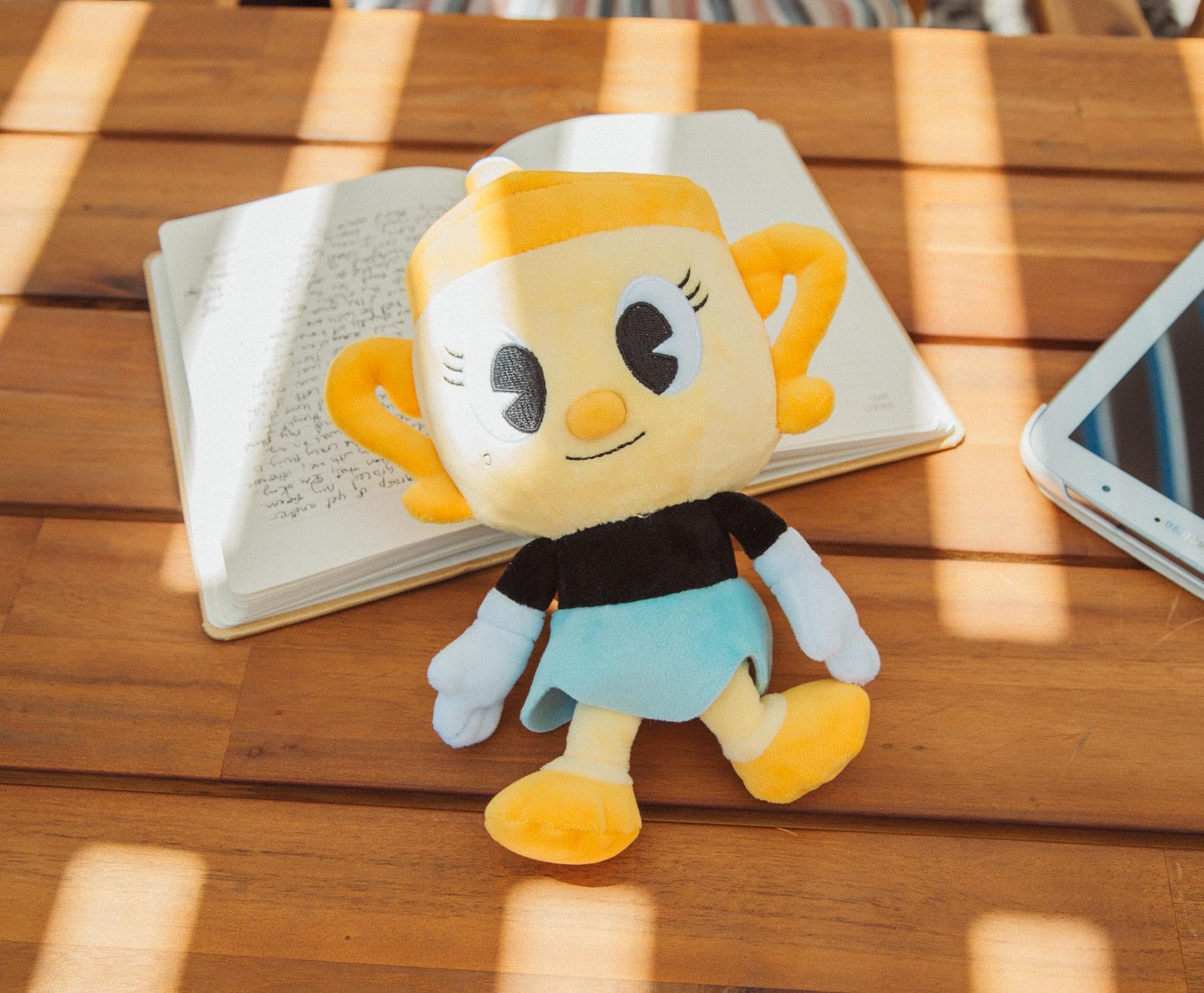Foto 7 | Peluche Toynk Cuphead Ms. Chalice 20 cm - Venta Internacional
