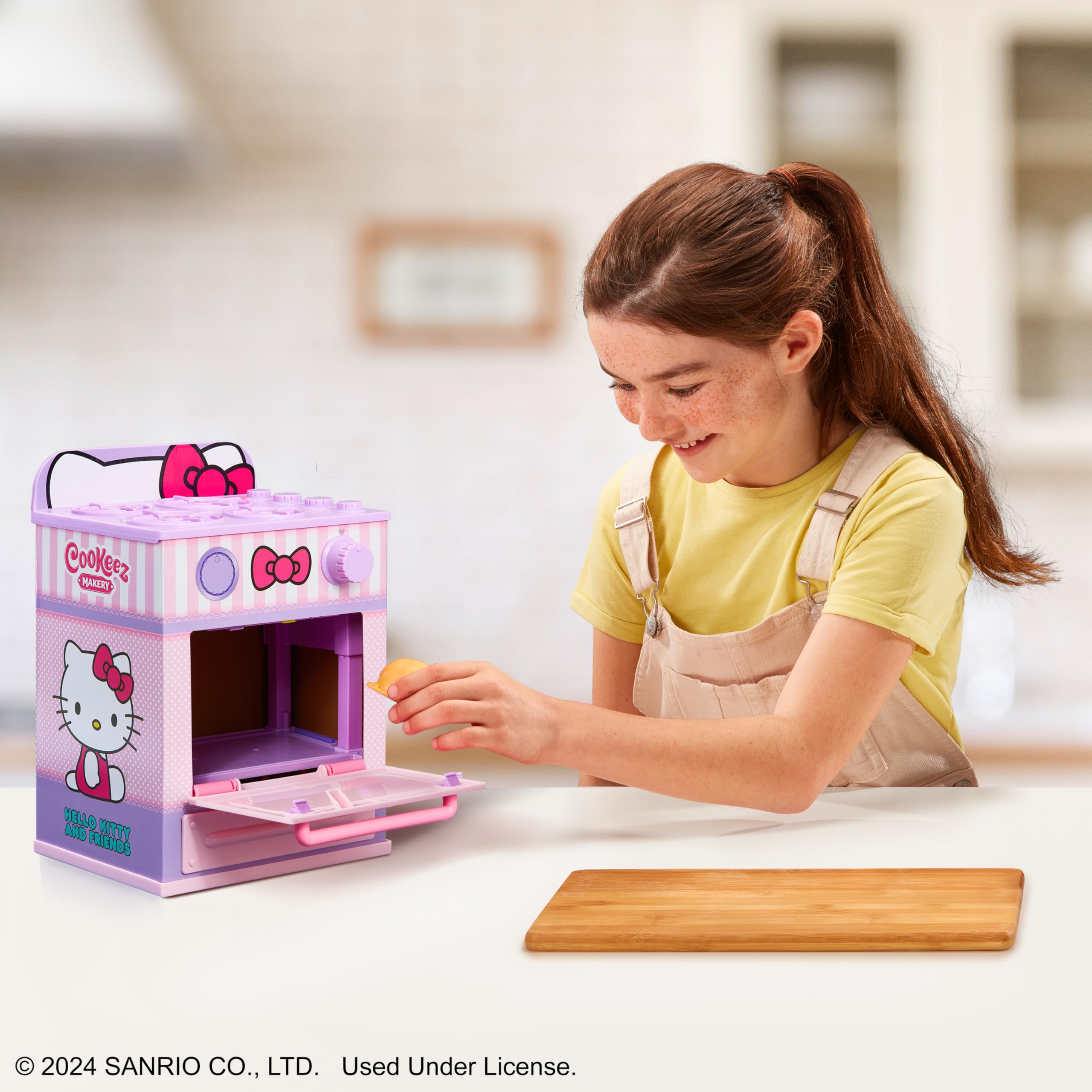 Foto 4 pulgar | Horno Toy Cookeez Makery Hello Kitty and Friends con Felpa - Venta Internacional