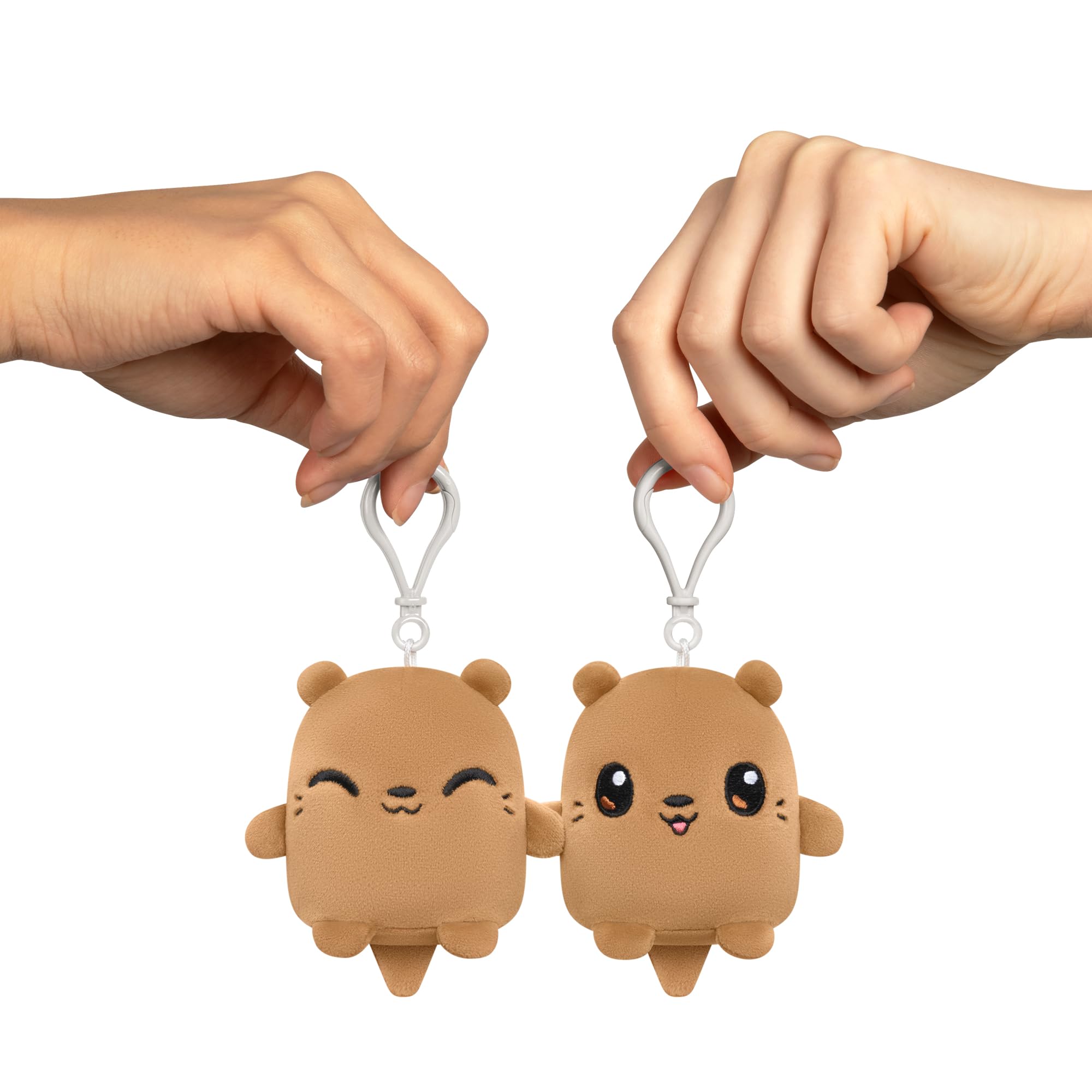 Foto 3 pulgar | Juego De Llaveros Plushmates Besties Teeturtle Plushiverse Otters - Venta Internacional.