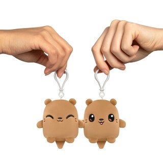 Foto 2 | Juego De Llaveros Plushmates Besties Teeturtle Plushiverse Otters - Venta Internacional.