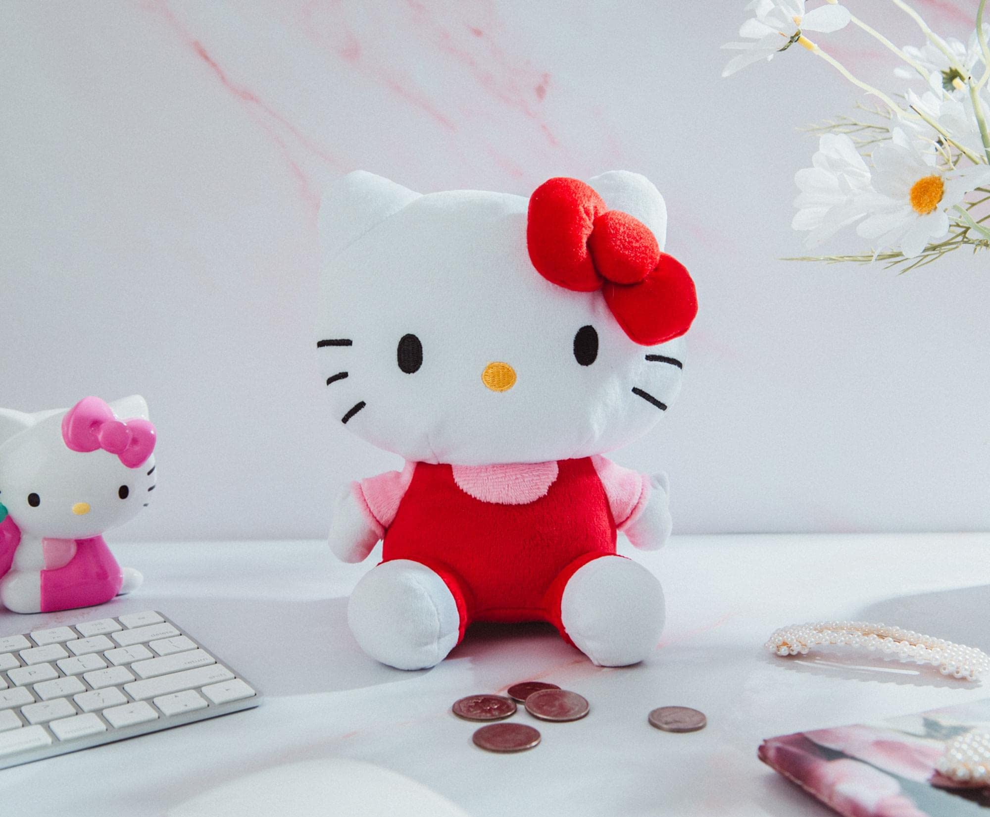 Foto 4 | Monedero De Peluche Plateado Buffalo Sanrio Hello Kitty Soft - Venta Internacional.