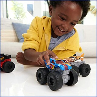 Foto 2 | Venta Internacional - Monster Truck Roarin' Wreckers Hot Wheels