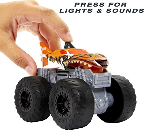 Foto 4 pulgar | Venta Internacional - Monster Truck Roarin' Wreckers Hot Wheels