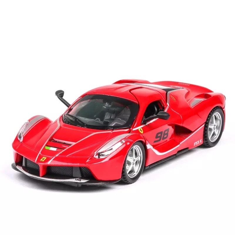 Foto 2 pulgar | Coche Miniatura Ferrari La Ferrari Escala 1:32 con Luces - Venta Internacional