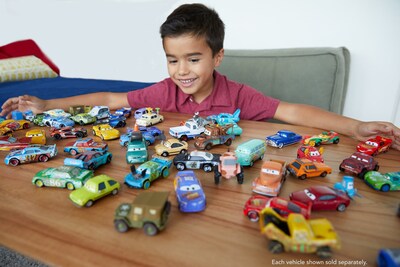 Foto 5 | Juguete Disney Cars Deluxe Miss Fritter - Venta Internacional