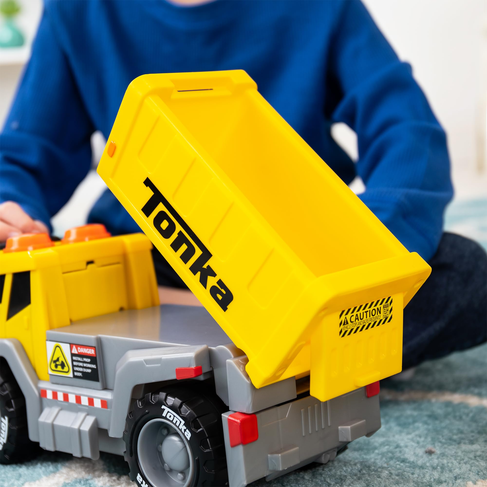Foto 6 | Camión Volquete Tonka Crank And Haul Con Luces Y Sonidos Desde Hace Más De 3 Años - Venta Internacional.