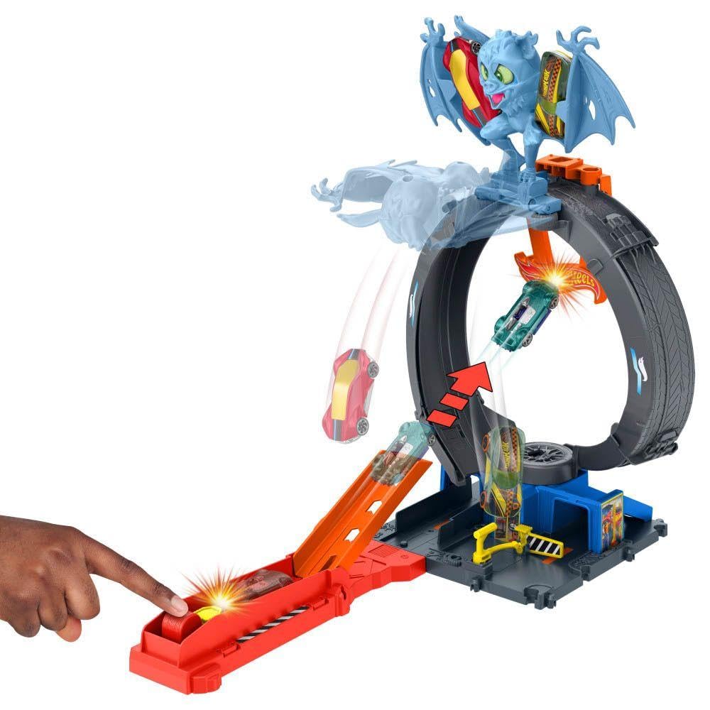 Foto 4 pulgar | Set De Atletismo Para Coches De Juguete Hot Wheels City Bat Loop Attack 1:64 - Venta Internacional.