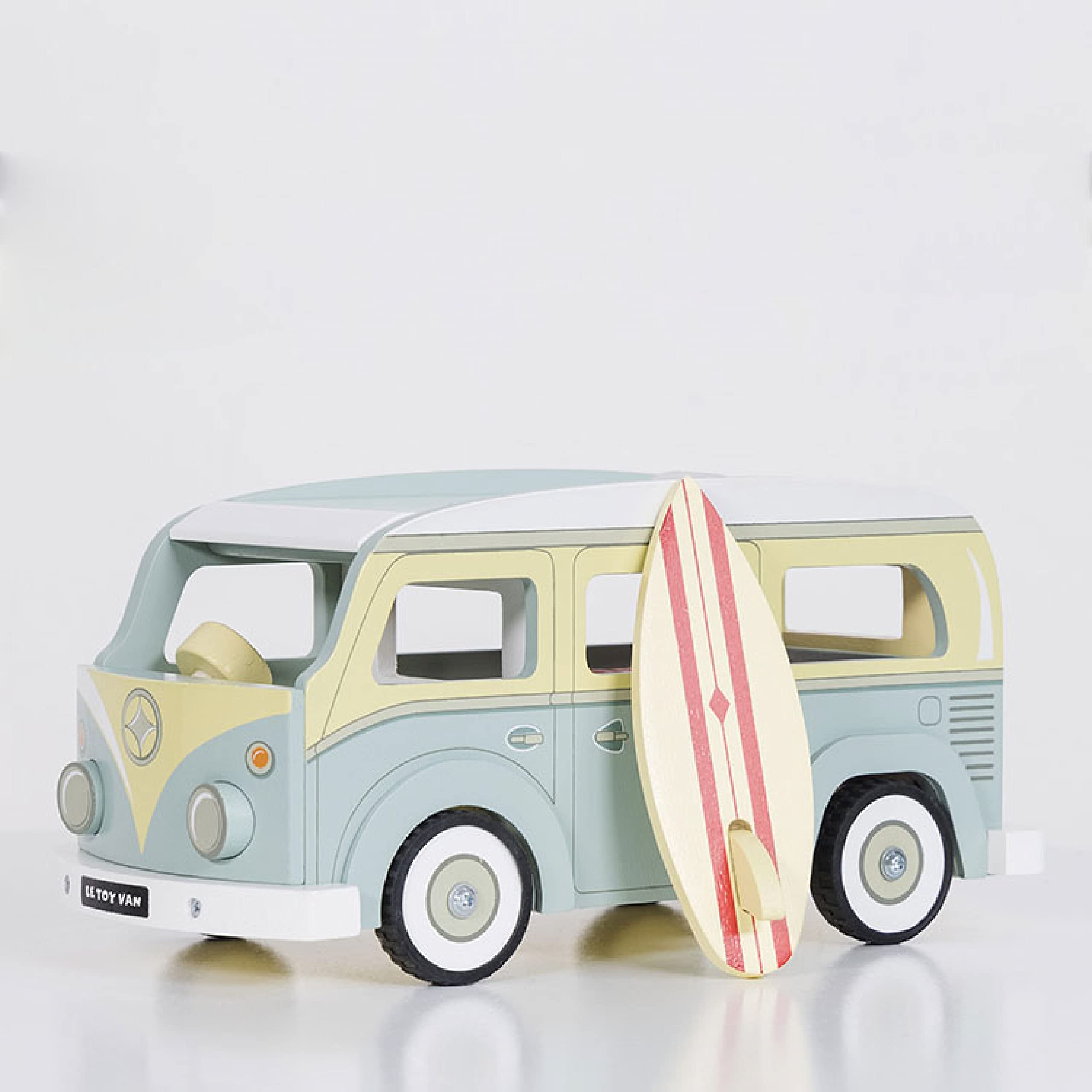 Foto 4 pulgar | Autocaravana Navideña De Madera Toy Le Toy Van Con Tabla De Surf Para Más De 3 Años - Venta Internacional.