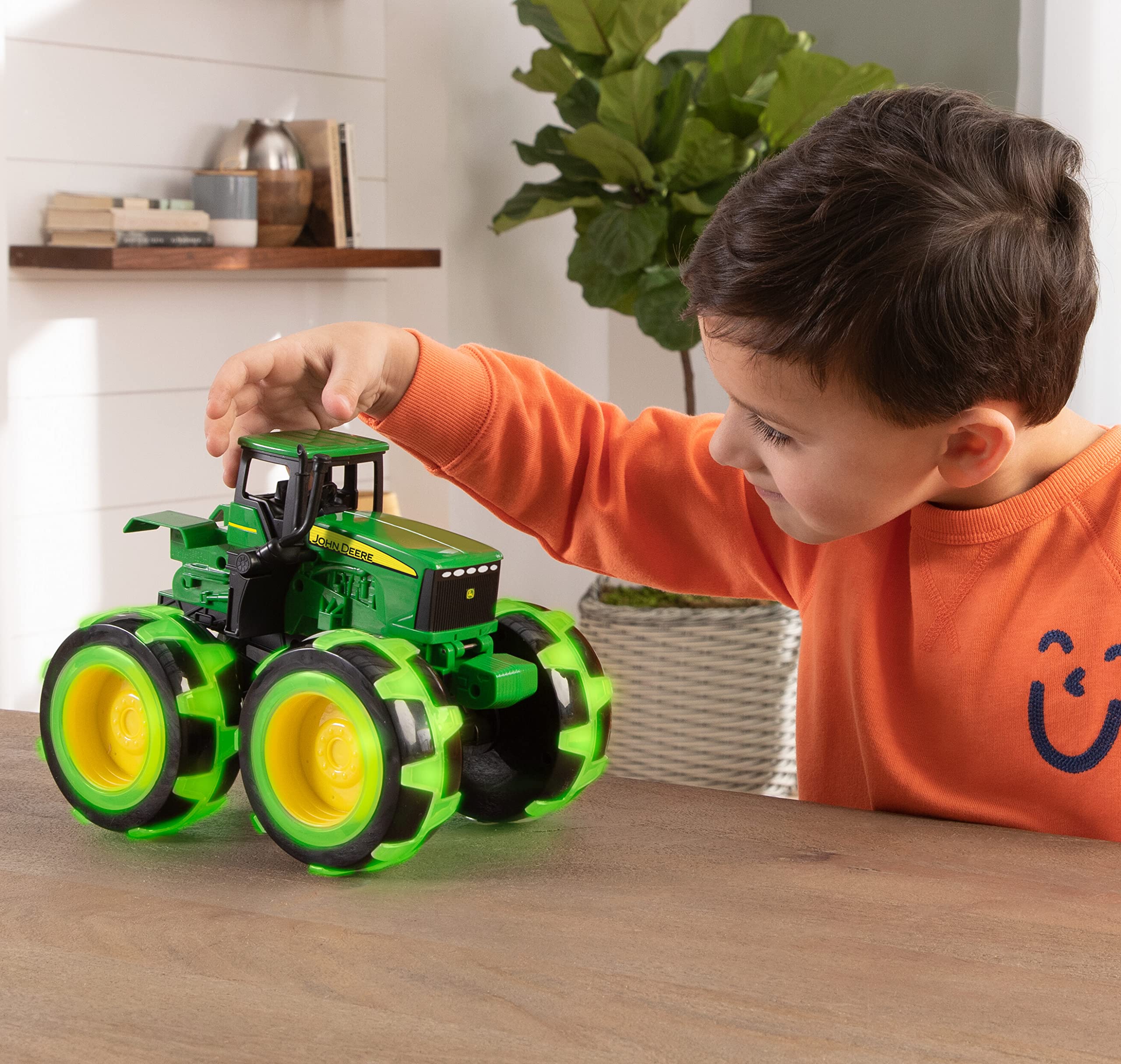 Foto 4 pulgar | Tractor John Deere De Juguete Monster Truck Con Ruedas Lightning - Venta Internacional.