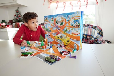 Foto 2 | Calendario De Adviento De Toy Cars Hot Wheels 2024 Con 8 Vehículos - Venta Internacional.