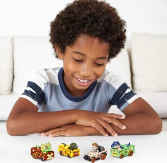 Foto 2 | Toy Cars Hot Wheels Racerverse, Paquete De 4 Unidades, Jurassic World - Venta Internacional.
