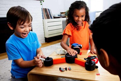 Foto 3 | Juego Mattel Games Hot Wheels Build 'n Slam Para Niños De 1 A 3 Jugadores - Venta Internacional.