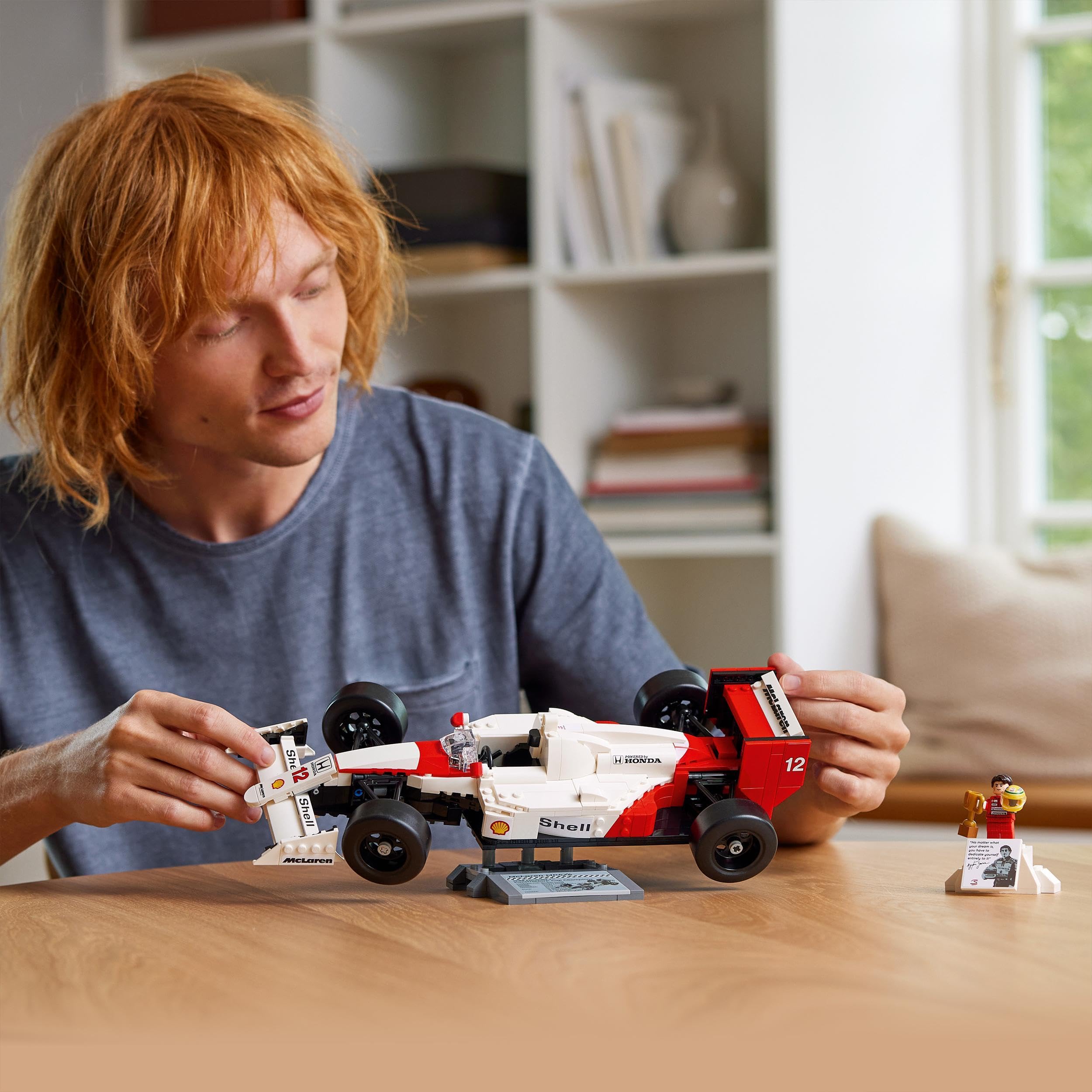 Foto 7 | Juguete De Construcción Lego Icons Mclaren Mp4/4 Y Ayrton Senna - Venta Internacional.