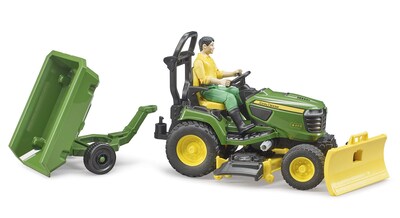 Foto 2 | Tractor Cortacésped John Deere Toy Bruder Bworld Con Remolque Y Jardinero - Venta Internacional.