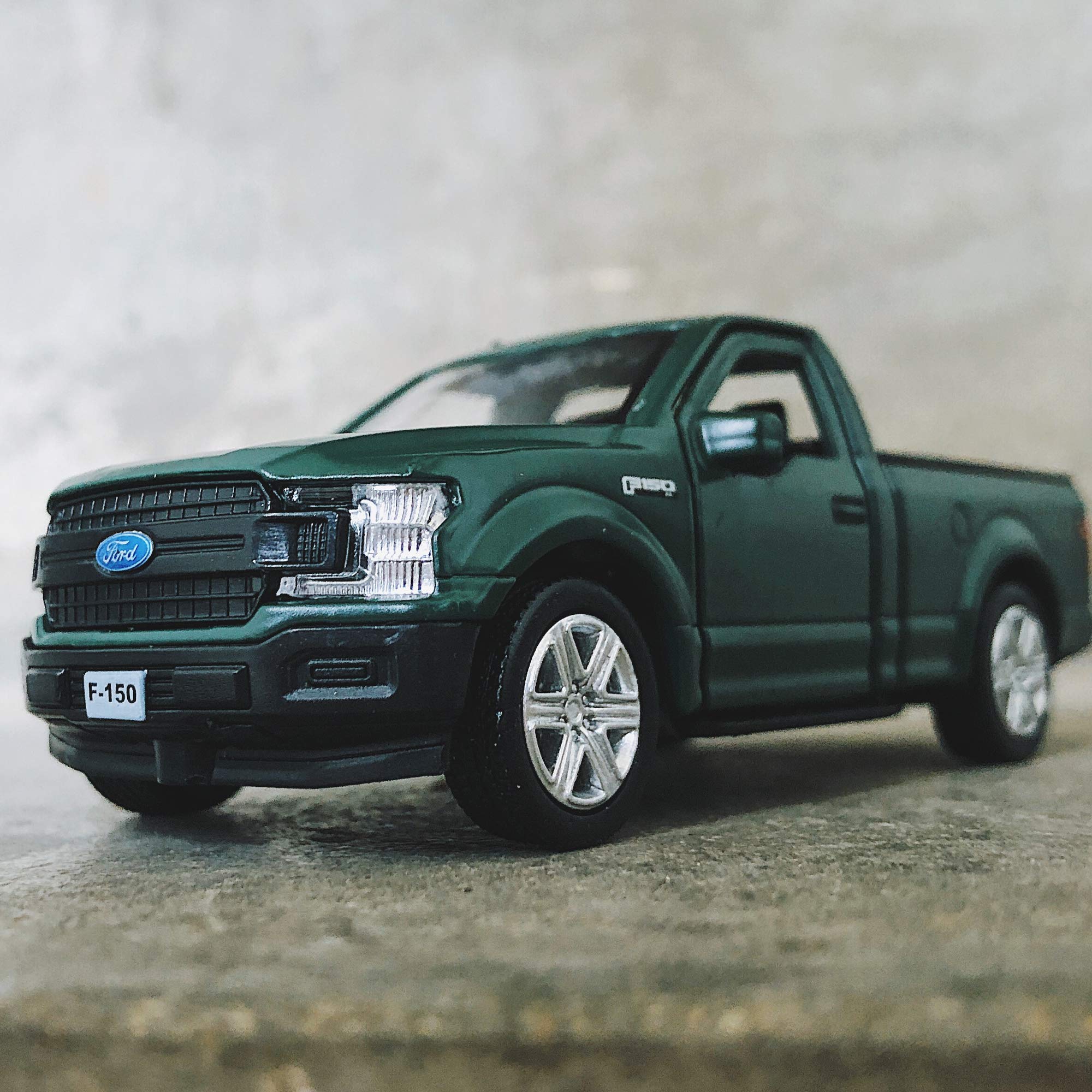 Foto 7 pulgar | Camioneta Ford F150 De Toy Car Tgrcm-cz A Escala 1/36 Para Niños - Venta Internacional.