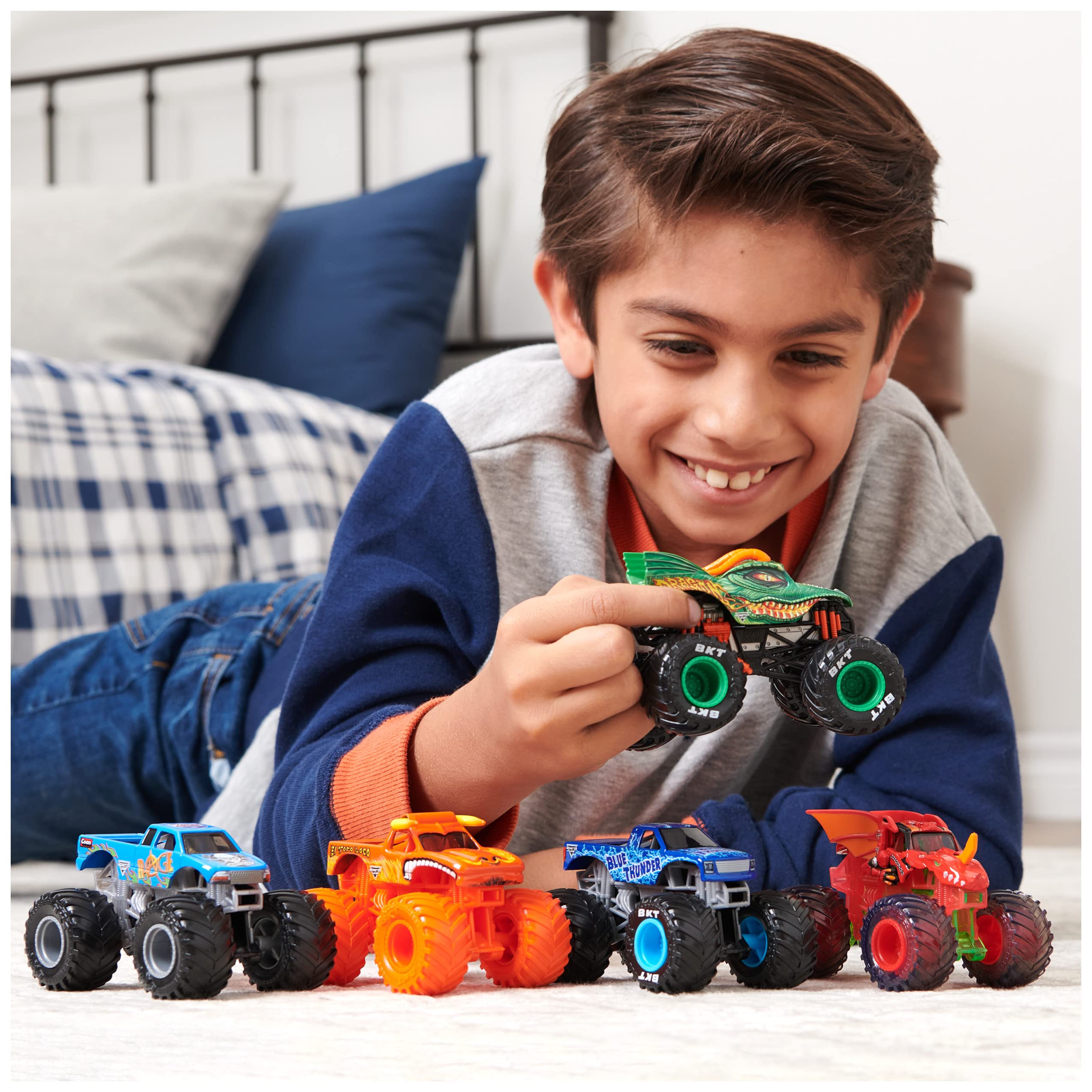 Foto 7 pulgar | Toy Monster Jam Batman Vs. Megalodon Die-cast A Escala 1:64 - Venta Internacional.