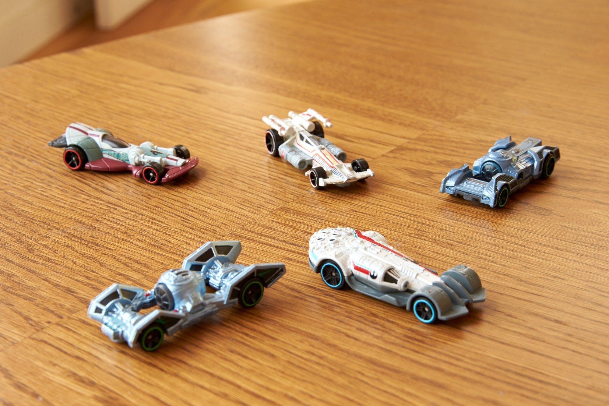 Foto 5 | Carship Hot Wheels Star Wars El Despertar De La Fuerza X-wing Orange - Venta Internacional.