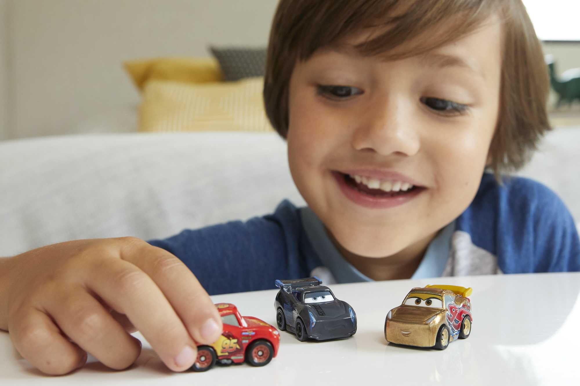 Foto 4 pulgar | Pack De 3 Unidades De Toy Cars Mattel Disney Pixar Minis - Venta Internacional.