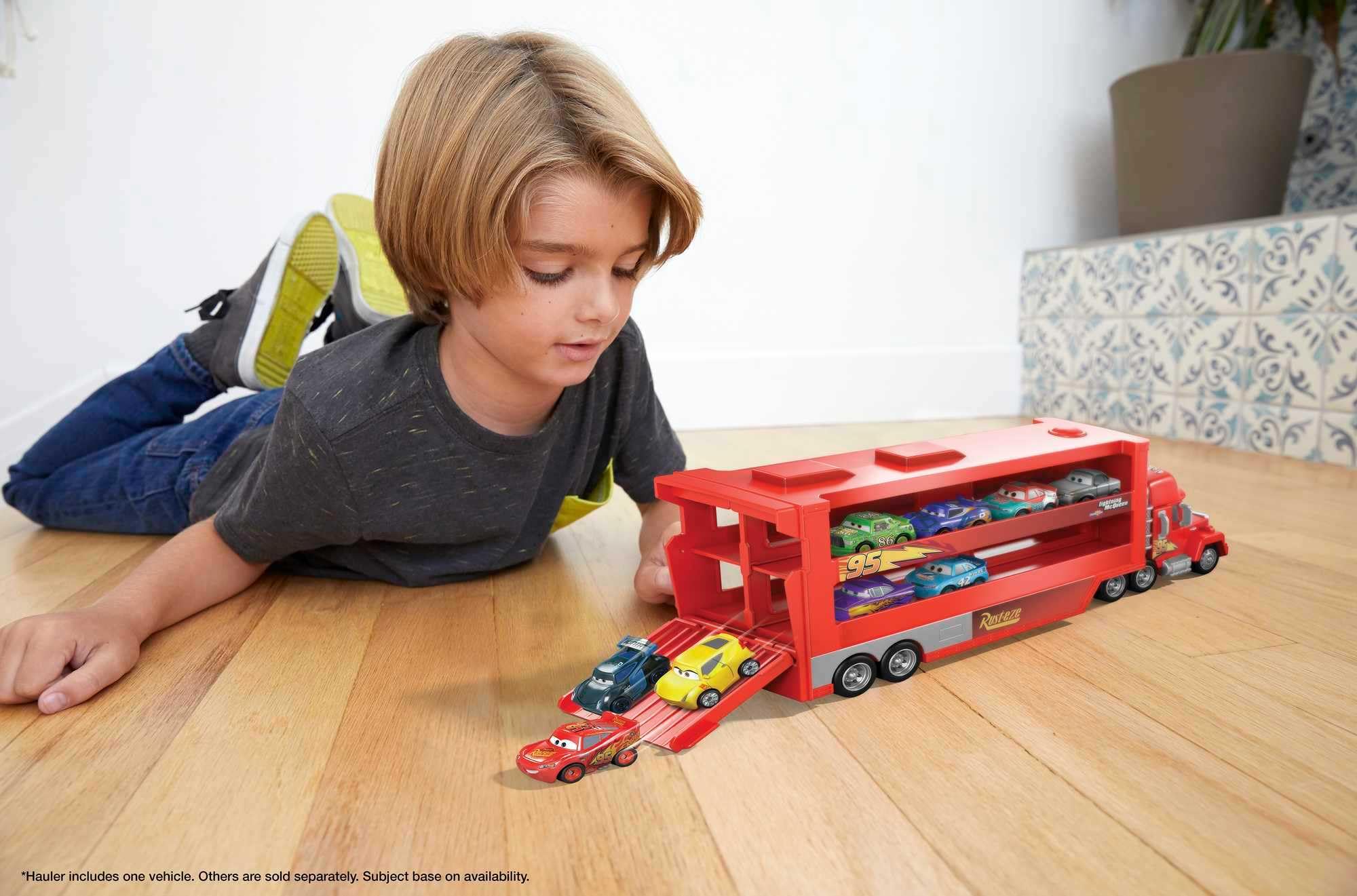 Foto 3 pulgar | Camión Transportador De Juguetes Mattel Disney Pixar Cars Mack Mini - Venta Internacional.
