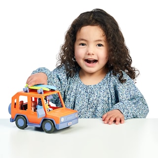 Foto 7 | Vehículo de Juguete Bluey 4wd Family on Figura y 2 Tablas de Surf- Venta Internacional