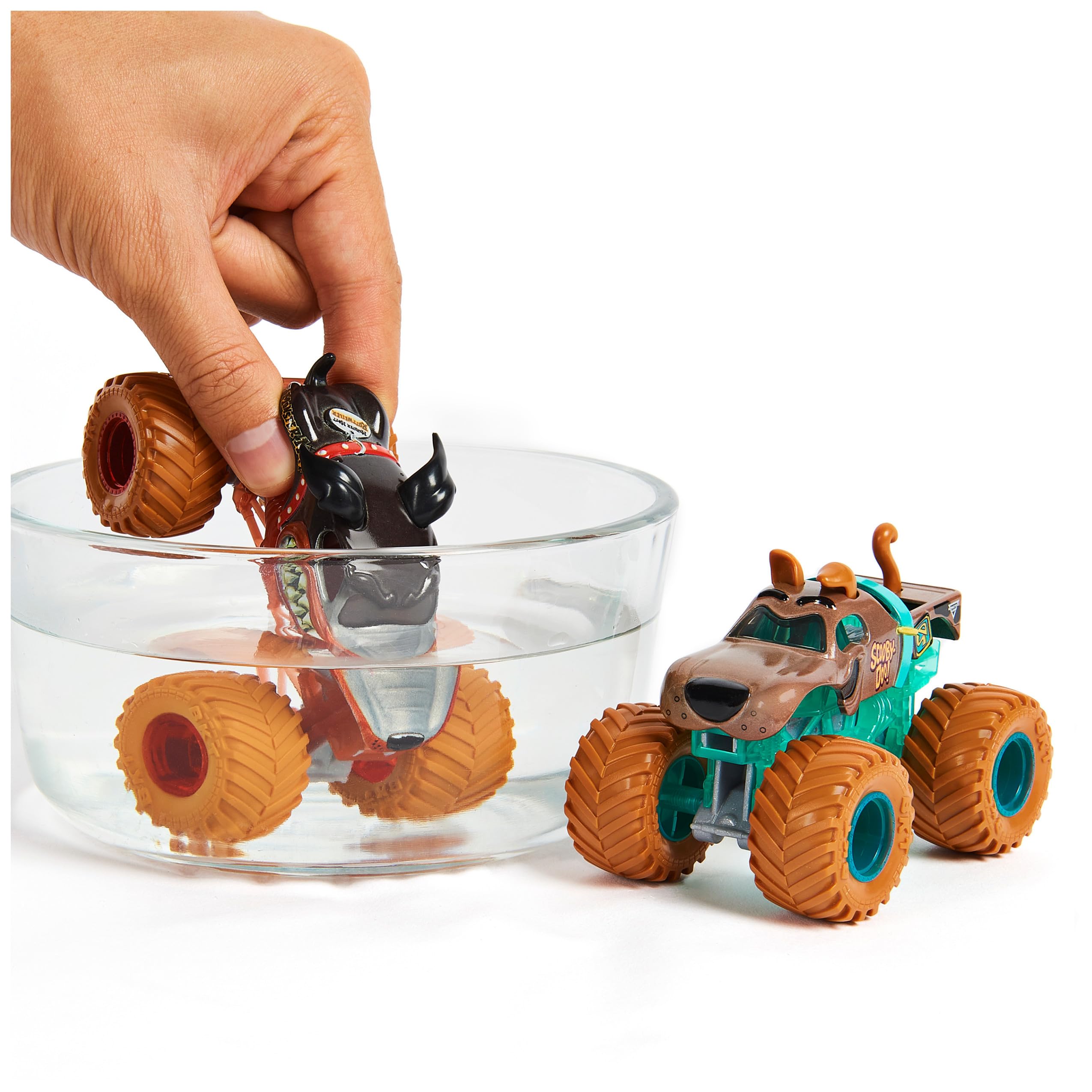 Foto 4 pulgar | Toy Monster Jam Monster Mutt Rottweiler Vs. Scooby Doo 1:64 - Venta Internacional.
