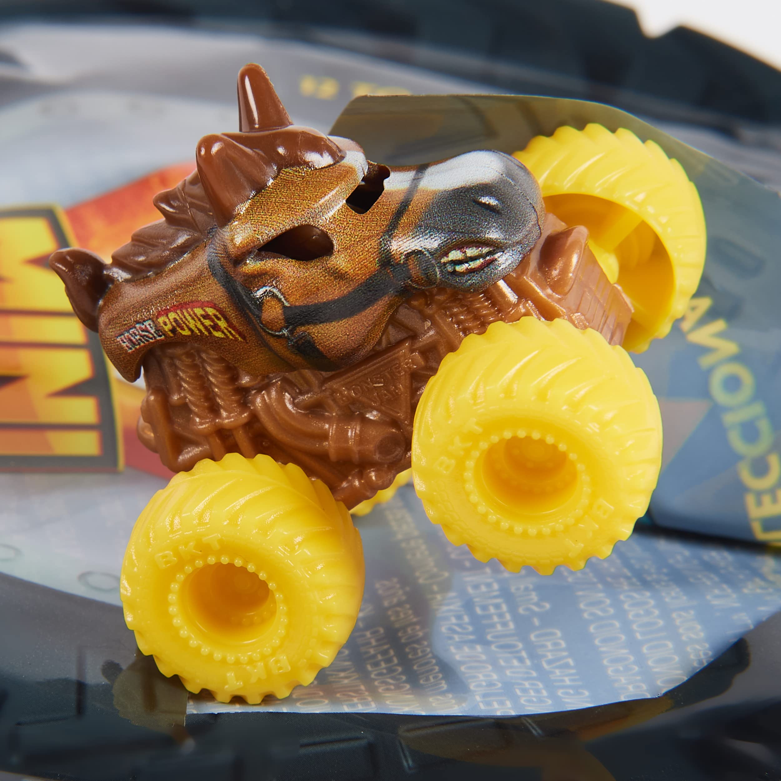 Foto 6 pulgar | Mini Mystery Collectible Monster Truck, Paquete De 12 Unidades, Escala 1:87 - Venta Internacional.