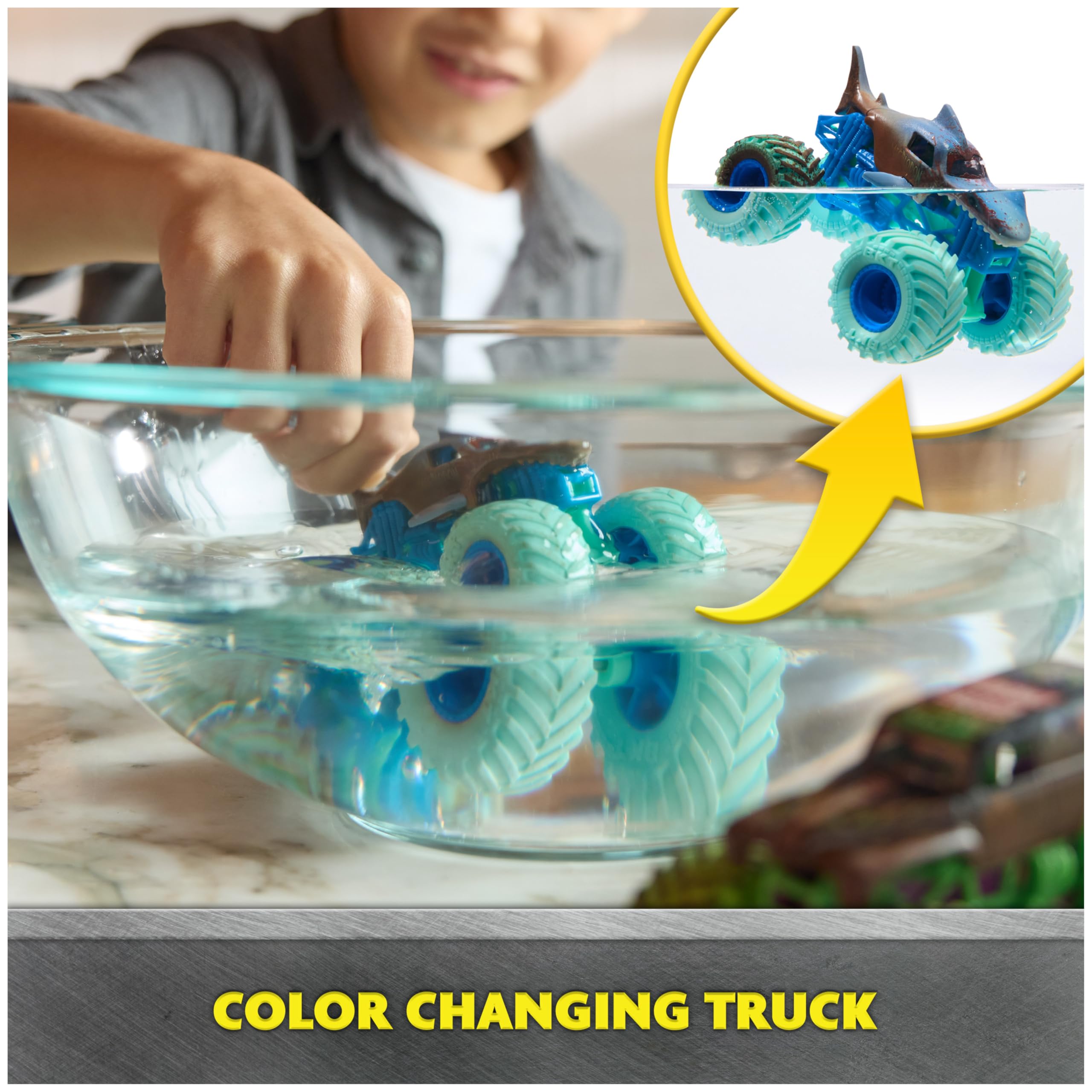 Foto 4 pulgar | Carritos Monster Jam Excavadores De Tumbas y Megalodon - Venta Internacional