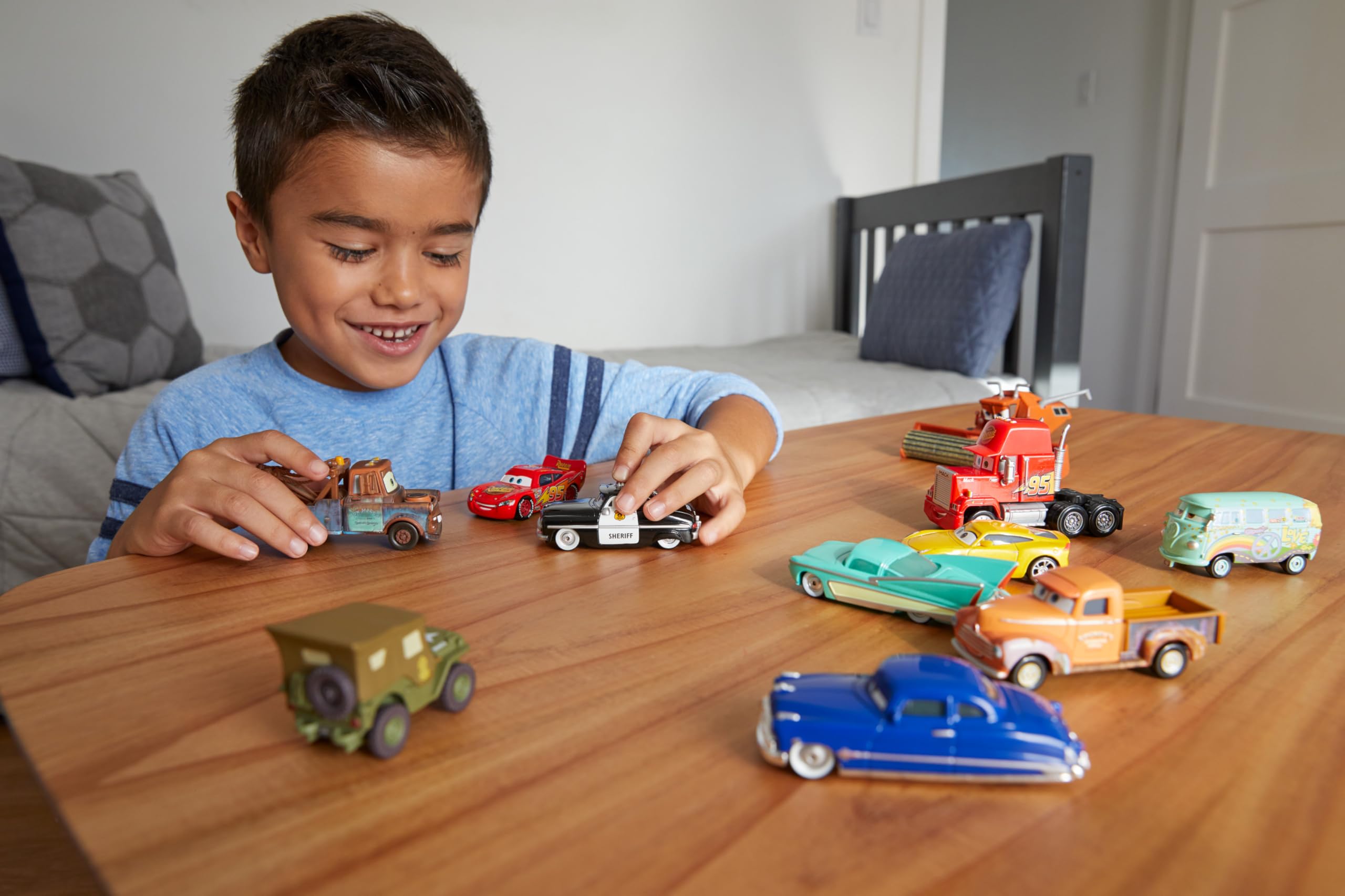 Foto 3 pulgar | Toy Disney Cars Sally Fundido A Presión A Escala 1:55 Para Niños Mayores De 3 Años - Venta Internacional.