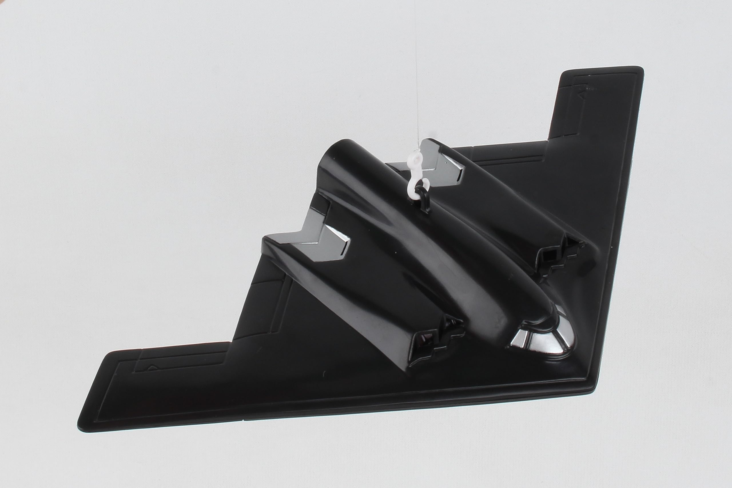 Foto 6 pulgar | Bombardero Flying Toy Daron B-2, Funciona Con Pilas Y Cuerda - Venta Internacional.