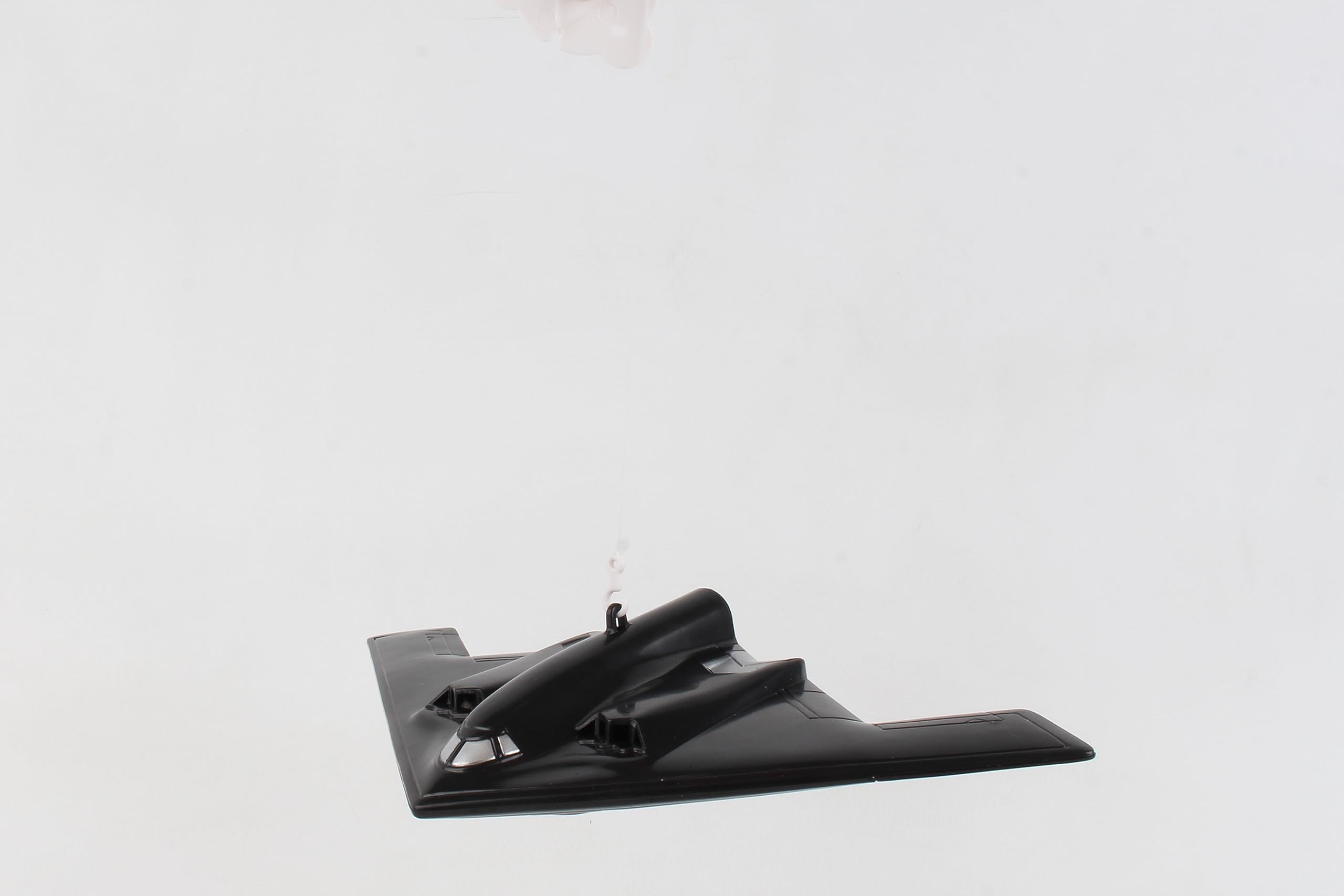 Foto 6 | Bombardero Flying Toy Daron B-2, Funciona Con Pilas Y Cuerda - Venta Internacional.