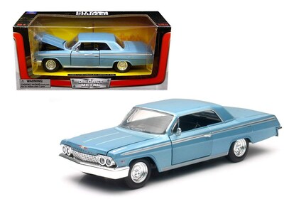 Foto 1 | Maqueta De Coche Fundido A Presión Chevrolet Impala Ss 1962, Azul, Escala 1:25 - Venta Internacional.