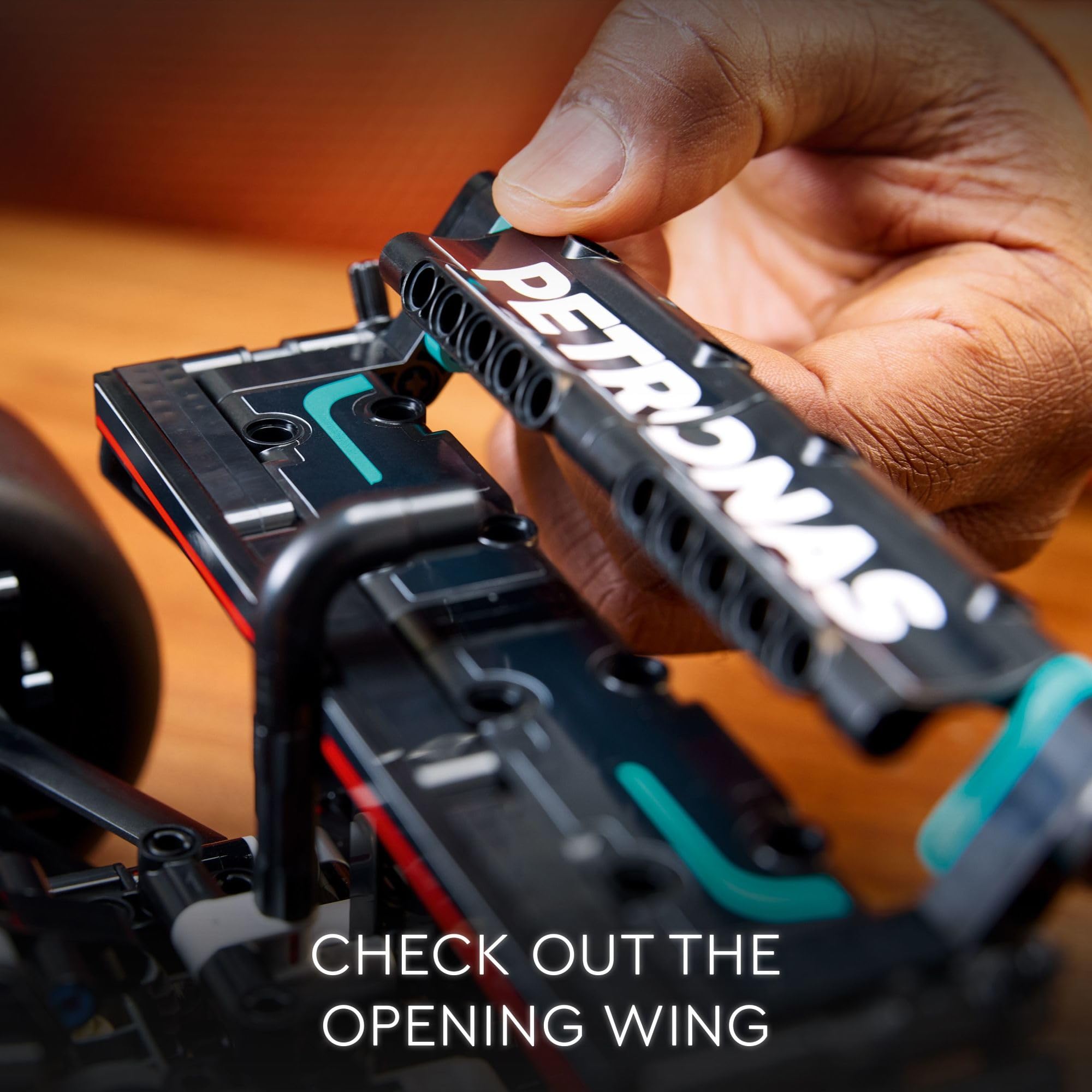 Foto 5 | Set De Construcción Lego Technic Mercedes-amg F1 W14 E Performance - Venta Internacional.