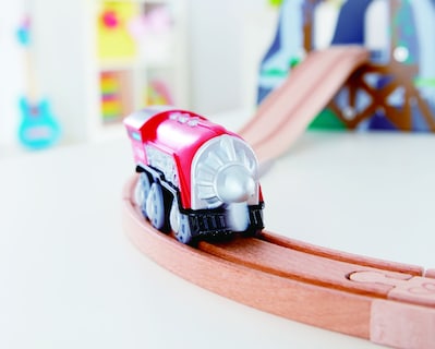 Foto 6 | Motor De Vapor Con Hélice De Madera Para Niños Toy Train Hape - Venta Internacional.