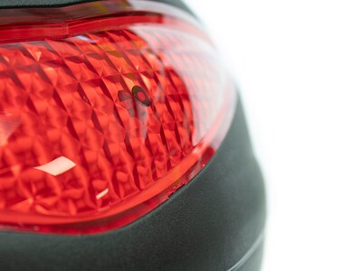 Foto 4 | Caja Porta Equipaje para Moto Kinlley 43l color Negro Base Metálica con Led