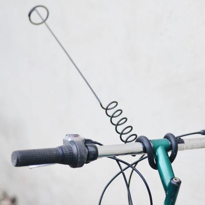 Foto 3 pulgar | Clip para Bicicleta Kikkerland con Correa para Perros Kobe