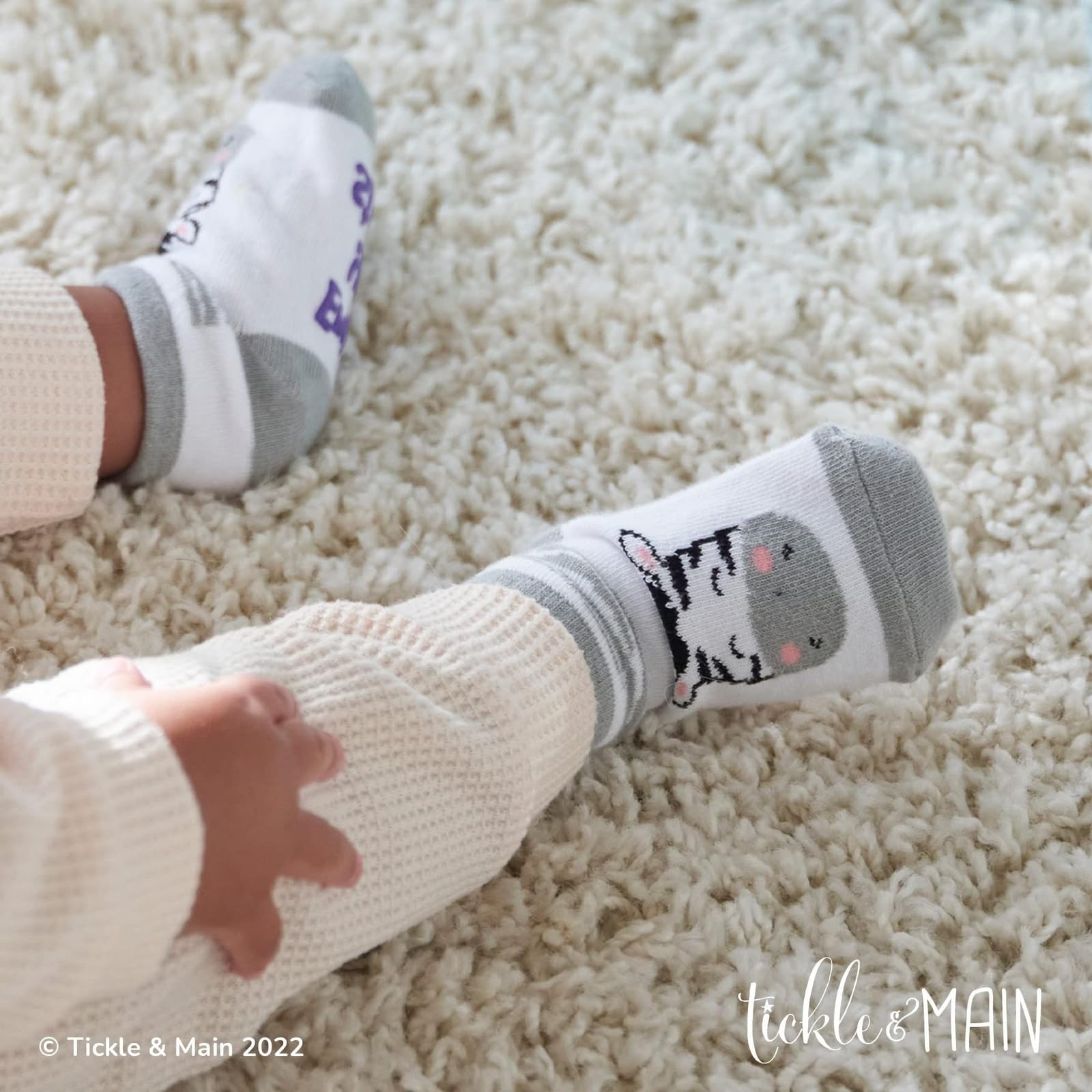 Foto 7 pulgar | Set de Libros Tickle & Main Noah's Ark + 3 Pares de Calcetines - Venta Internacional