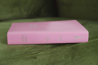 Foto 3 | Libro Niv, Regalo Y Premio De La Biblia, Con Aspecto De Cuero, Rosa Y Letra Roja - Venta Internacional.