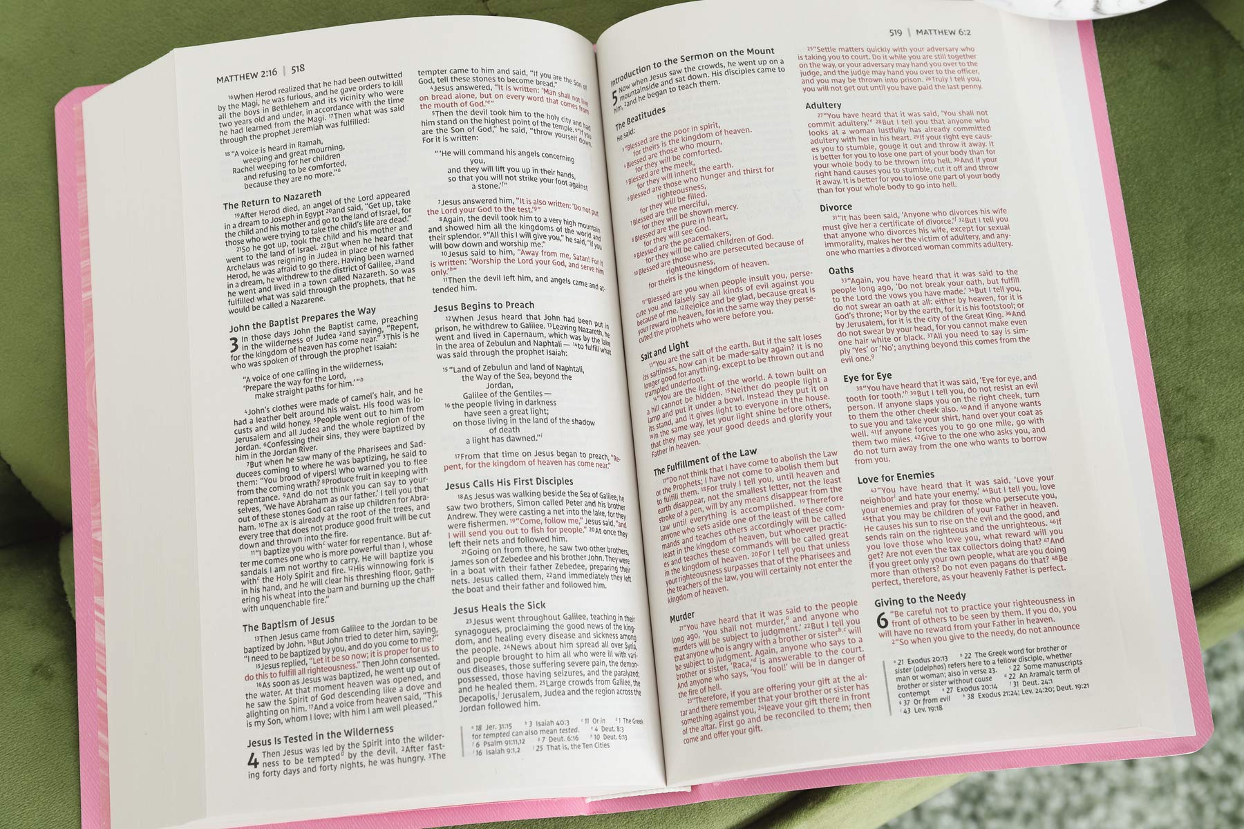 Foto 4 | Libro Niv, Regalo Y Premio De La Biblia, Con Aspecto De Cuero, Rosa Y Letra Roja - Venta Internacional.
