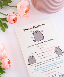 Foto 4 | Libro Gallery Books I Am Pusheen The Cat Book Gato color Gris