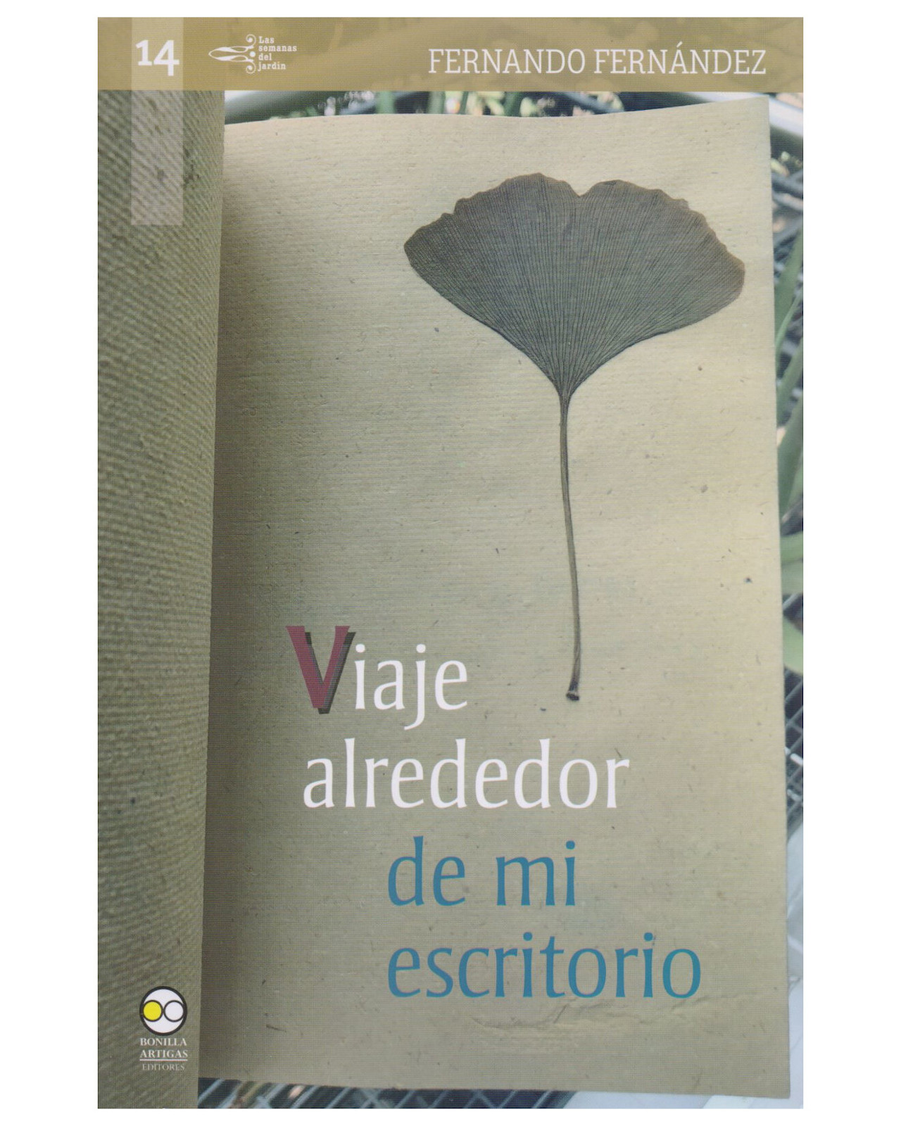 Foto 2 pulgar | Libro ''viaje Alrededor De Mi Escritorio''