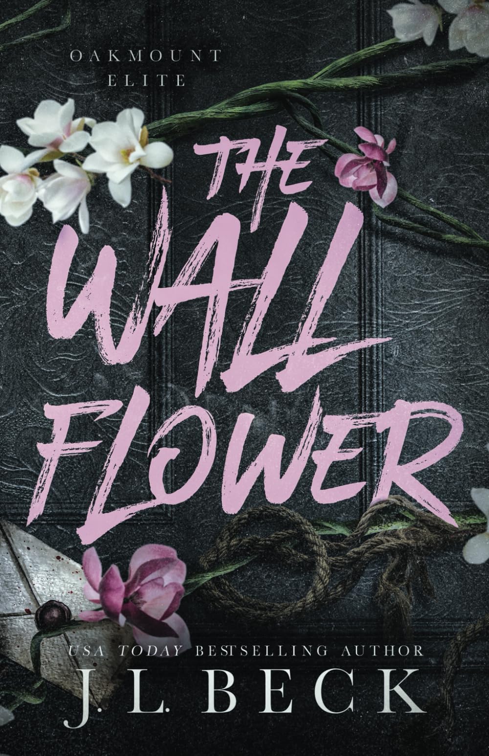 The Wallflower: A Dark New Adult Romance - Venta Internacional. $795
