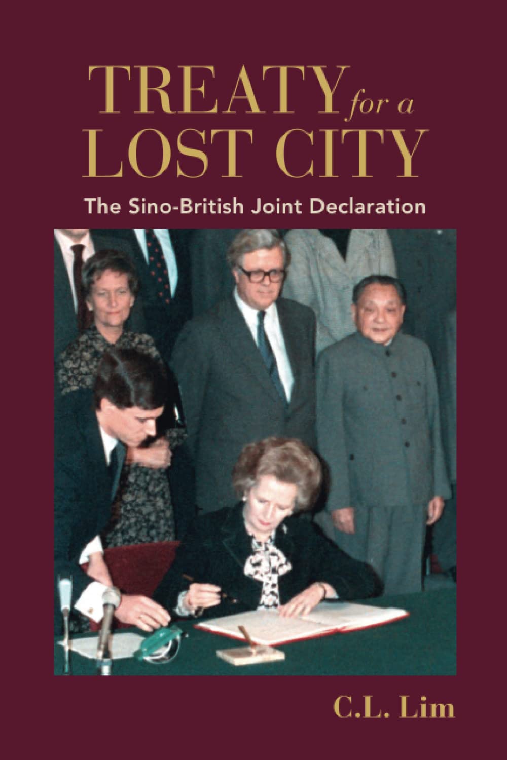 Foto 1 | Libro Tratado Para Una Ciudad Perdida De Genérica - Venta Internacional.