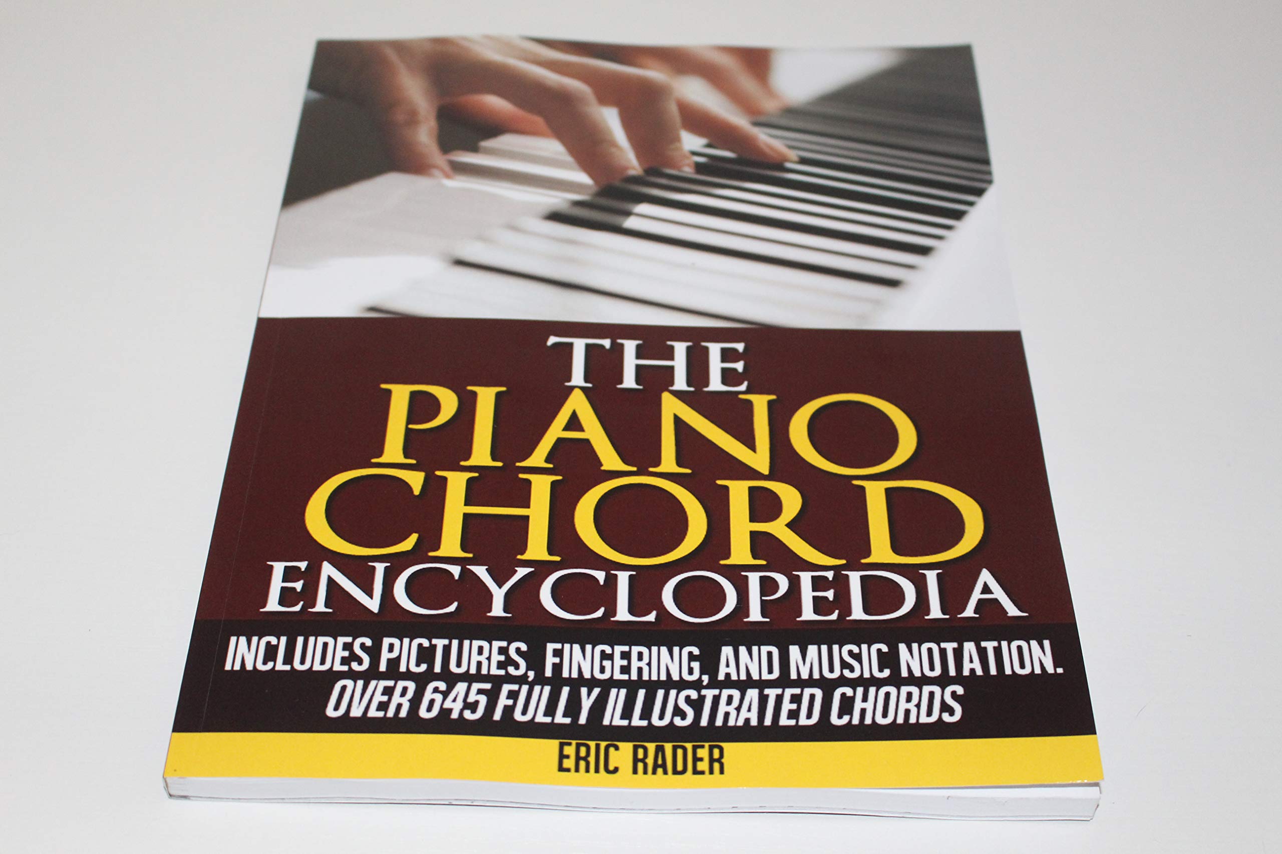 Foto 2 pulgar | Libro La Enciclopedia De Acordes Para Piano Con Más De 645 Acordes - Venta Internacional.