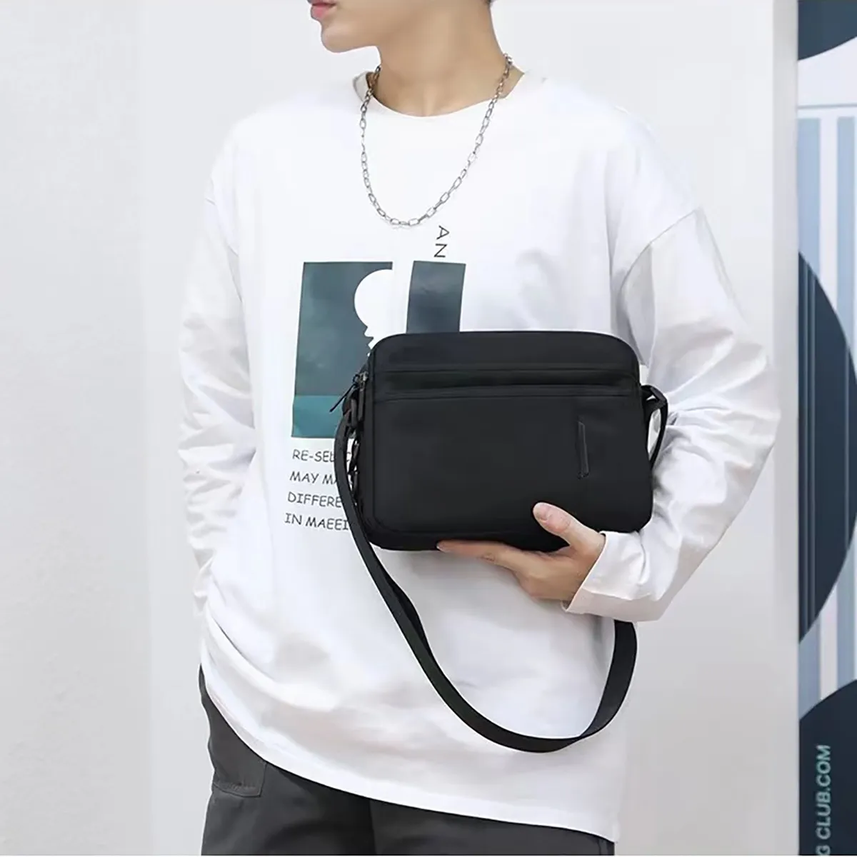 Foto 2 | Bolsa Bandolera Malubero color Negro Multifunción de Nailon para Hombre