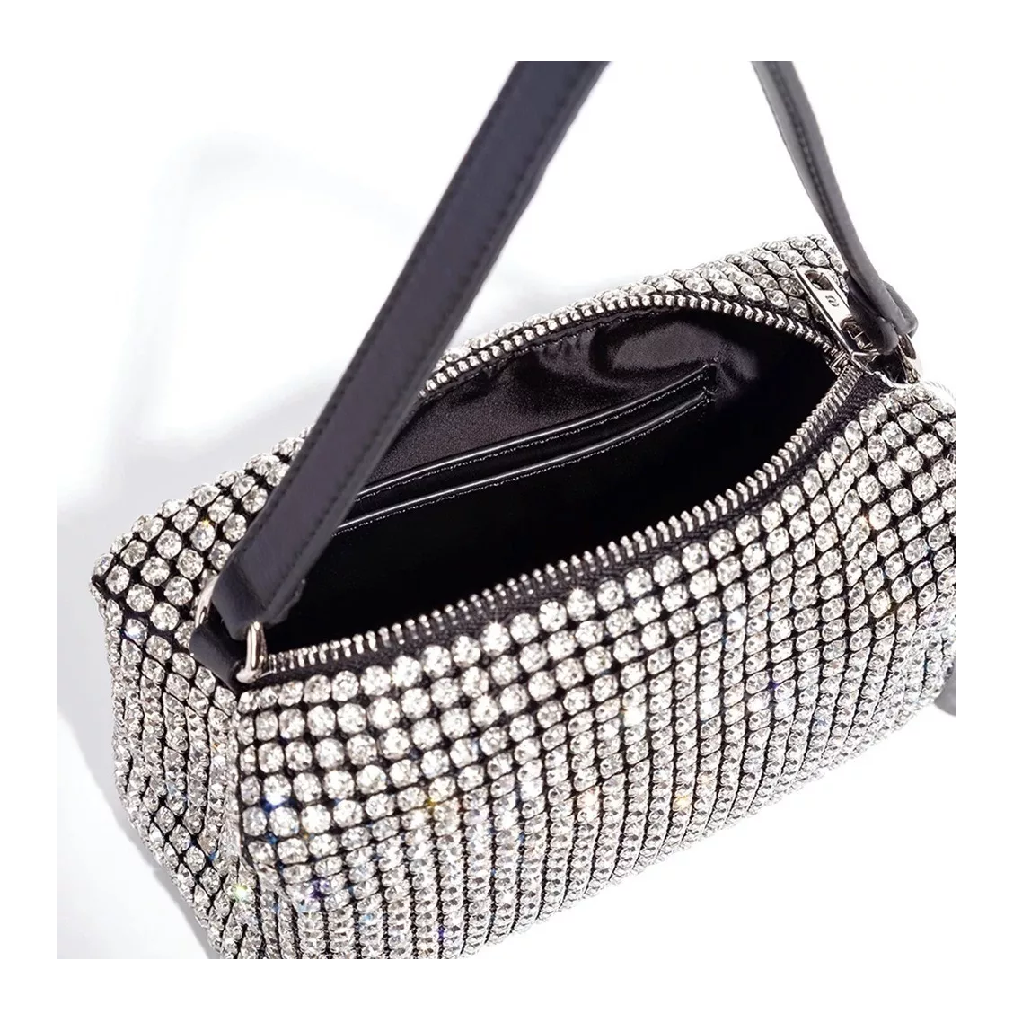Foto 4 pulgar | Bolsa Bandolera Belug con Brillantes color Plata para Mujer