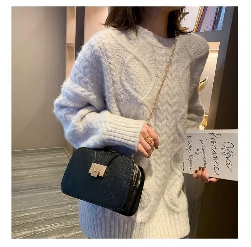 Foto 4 pulgar | Bolso Bandolera Para Mujer Con Hebilla Metálica Blanco